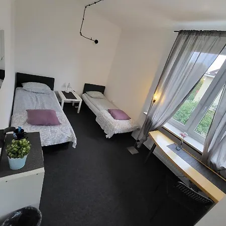Homestay Charmed Homestay - Zaczarowany Warsaw
